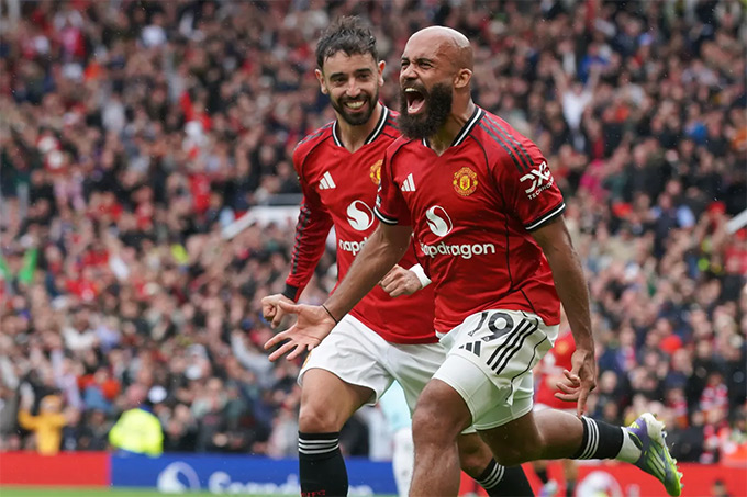 Mbeumo rất có duyên với mành lưới Wolves