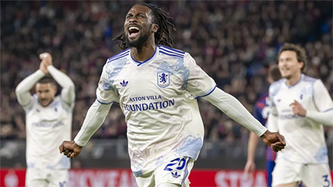  Aston Villa thắng trận thứ 8 liên tiếp