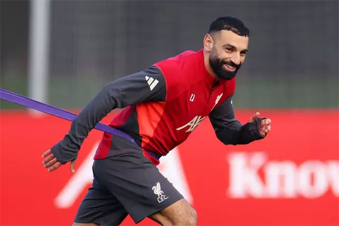 Salah đang bị đồng đội ở Liverpool xem như kẻ thù