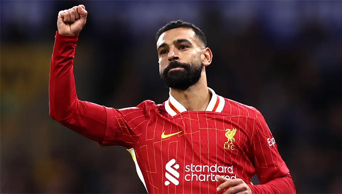 Salah khó trụ lại Liverpool