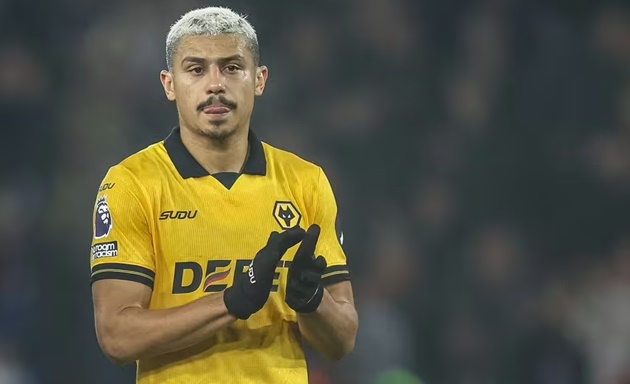 Joao Gomes đang được MU theo sát