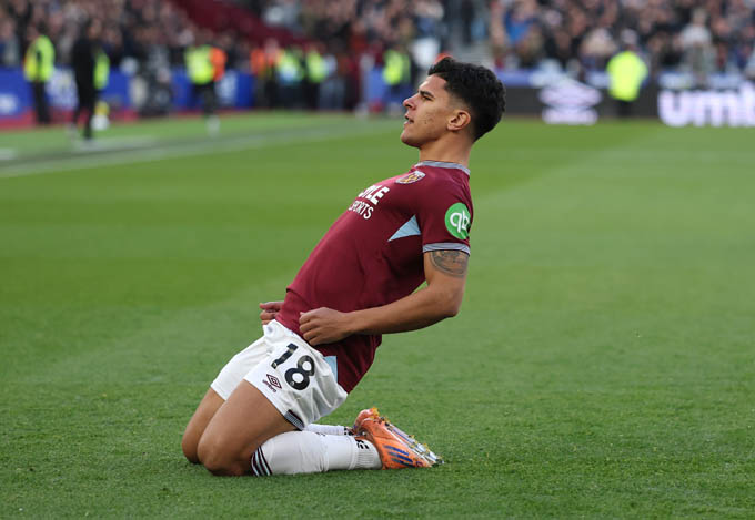 mateus fernandes tỏa sáng trước Villa