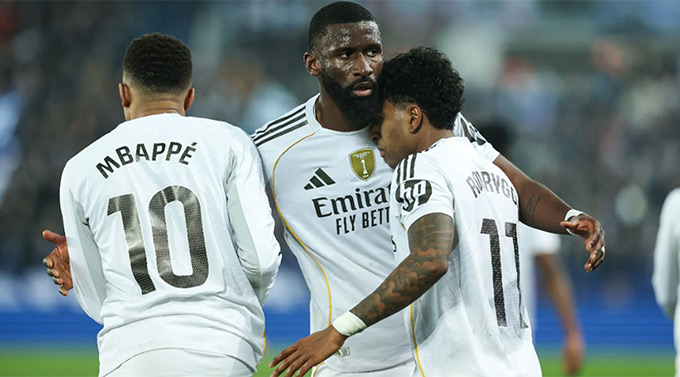 Mbappe và Rodrygo mang về 3 điểm cho Real