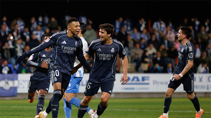 Mbappe tiếp tục tỏa sáng để tiến sát kỷ lục của Ronaldo