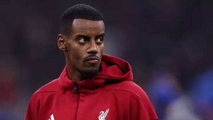 Liverpool có thể bán Alexander Isak trong một thương vụ bom tấn