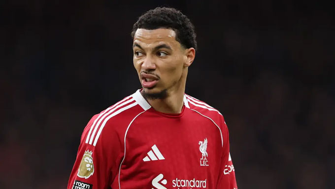 Ekitike khẳng định không phạm lỗi với Romero