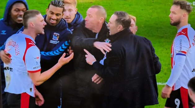 Lampard châm ngòi cho màn ẩu đả