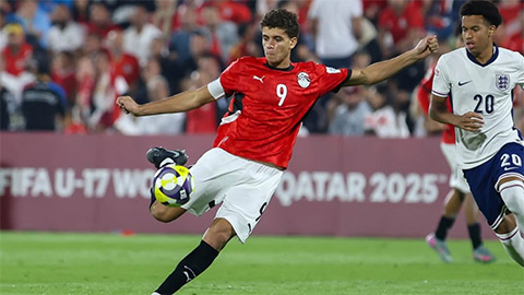  Barca gặp trở ngại mới trong thương vụ 'viên ngọc' 17 tuổi người Ai Cập