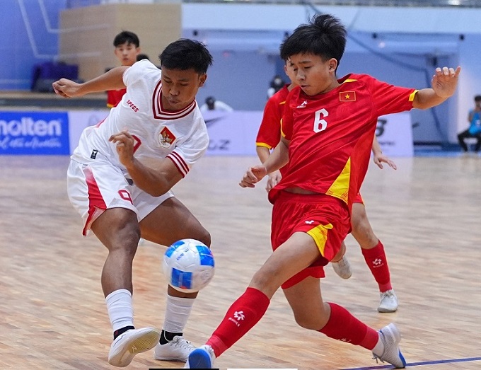U16 futsal Việt Nam và U16 futsal Indonesia đã có một trận đấu kịch tính