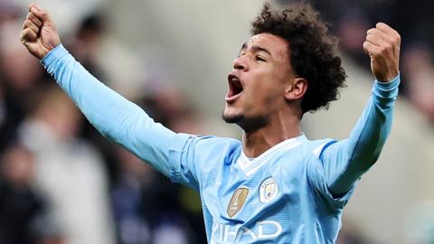  Tin giờ chót 25/12: Lộ diện sao Man City phải ra đi vì Semenyo