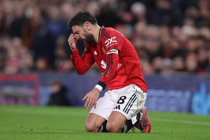 Trận MU vs Newcastle vắng tới 15 ngôi sao