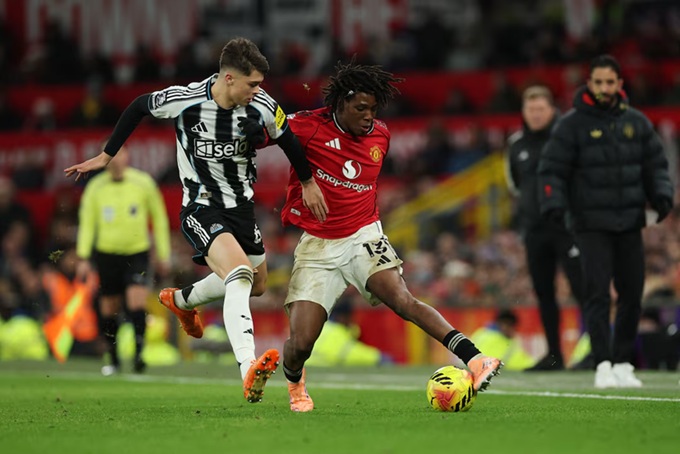 Amorim thừa nhận các cầu thủ MU đã phải "chịu đựng" trước đối thủ mạnh Newcastle