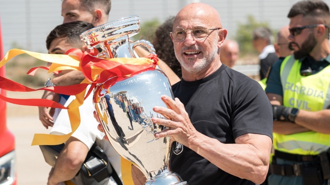 Luis de la Fuente xuất sắc nhất năm 2025