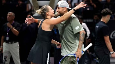  Nick Kyrgios so tài Aryna Sabalenka ở Dubai, kết quả "Battle of the Sexes" ra sao?