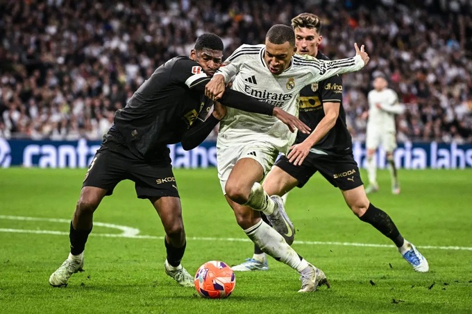 Mbappe là điểm sáng hiếm hoi, nhưng mỗi khi anh im tiếng, Real Madrid lập tức gặp rắc rối.