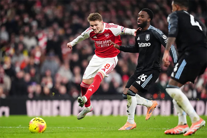 Arsenal cần một Odegaard đỉnh cao thế này