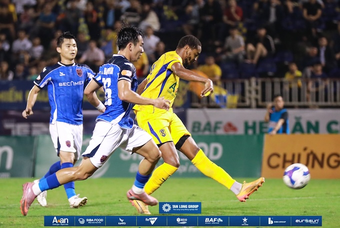 Đội bóng xứ Nghệ sẽ có những thay đổi về ngoại binh trong thời gian tới. Ảnh: FBNV