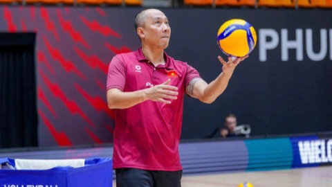  HLV Nguyễn Tuấn Kiệt gia nhập Hà Nội Tasco