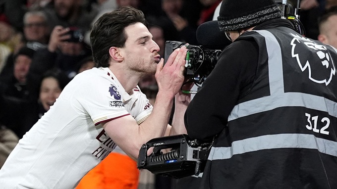 Rice đang là cầu thủ toàn diện nhất của Premier League