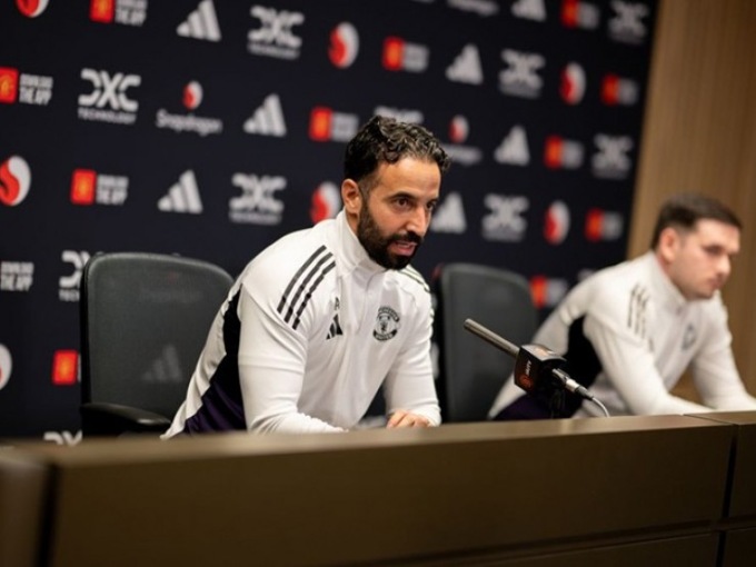 Với những thông điệp vừa qua, tôi tin Amorim cũng sớm phải rời đi