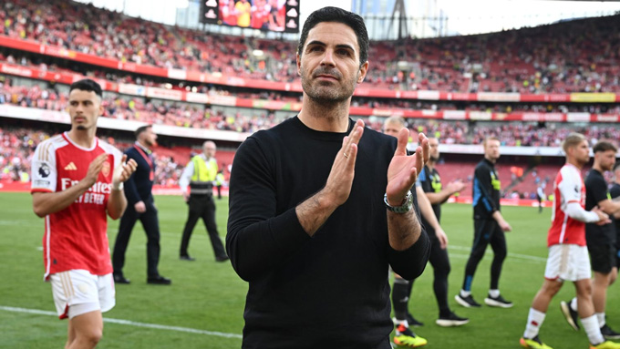 Chỉ còn Arteta vẫn đang vững vàng ngồi ghế HLV của Arsenal