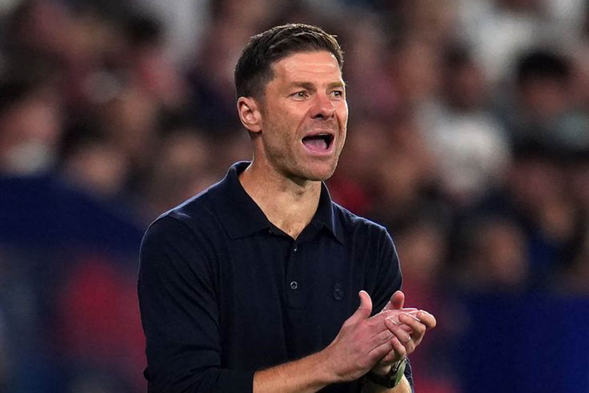 Alonso bị Real sa thải