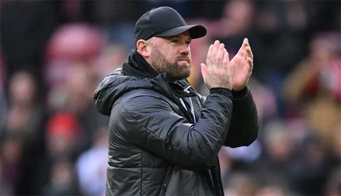 Rooney sẵn sàng làm trợ lý cho HLV Carrick ở MU