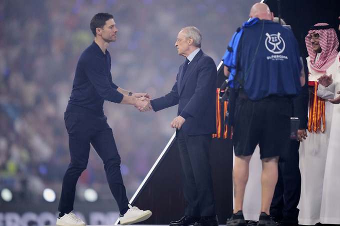 Thất bại ở Siêu Cúp Tây Ban Nha chỉ là mồi lửa cuối cùng cho quyết định sa thải Alonso.