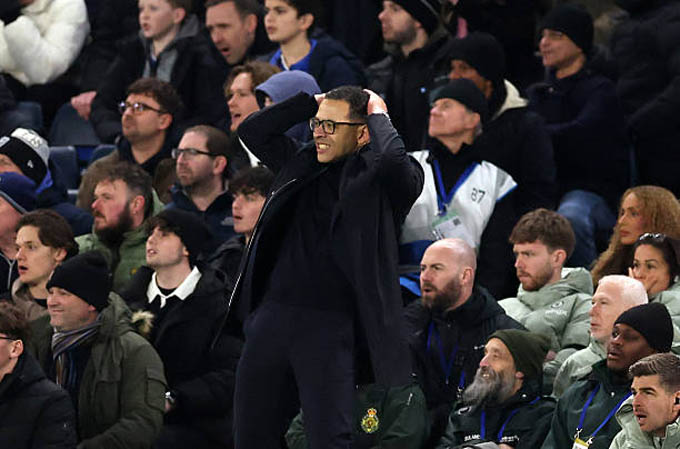 Rosenior sẽ cần 1 thủ môn mới cho Chelsea