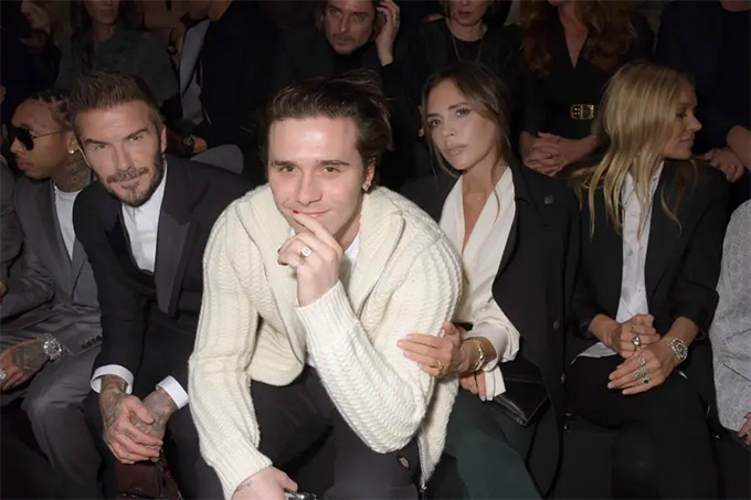 Brooklyn Beckham từ mặt gia đình