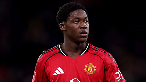  Mainoo quay ngoắt thái độ với MU