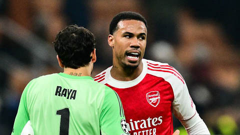  Arsenal lập kỷ lục ở Champions League