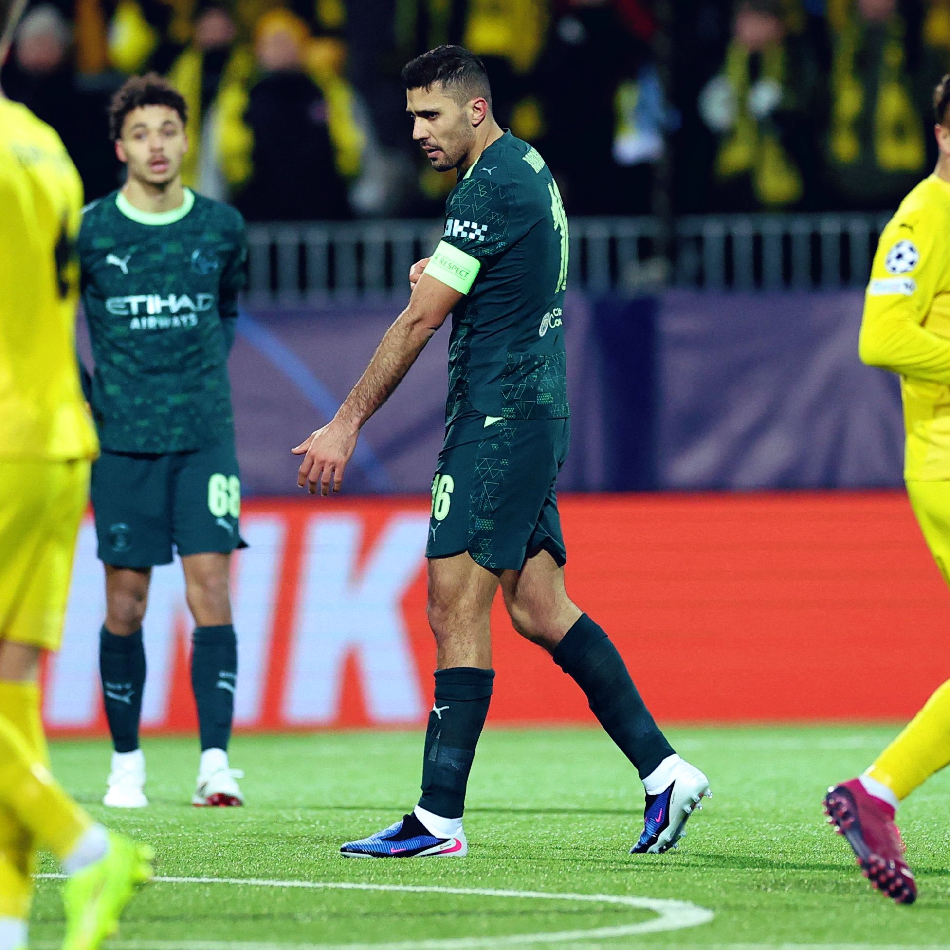 Rodri chơi rất tệ trước Bodo Glimt