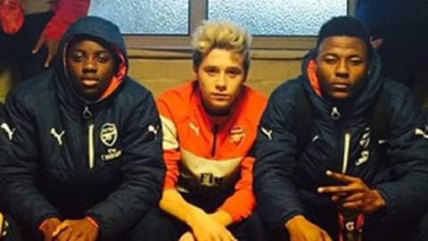  Brooklyn Beckham đã bị đào thải khỏi lò đào tạo của Arsenal như thế nào?