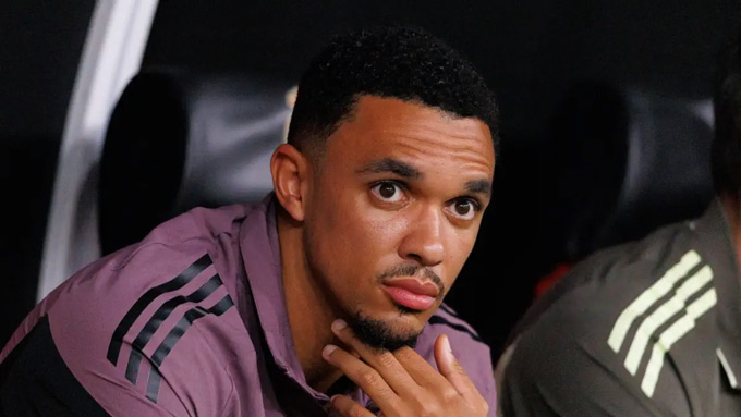 Sự nghiệp của Alexander-Arnold tại Real Madrid kết thúc ngắn ngủi