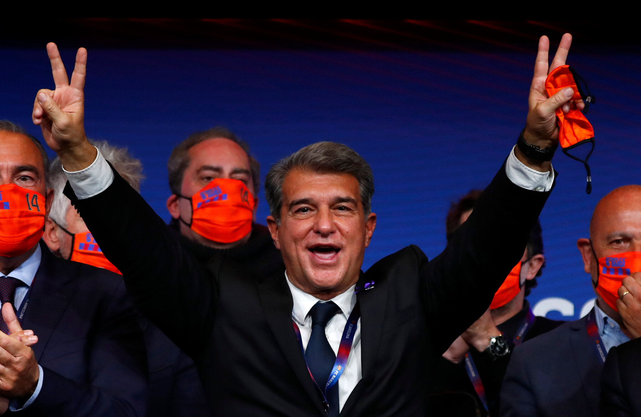 Joan Laporta tuyên bố thắng cử nhiệm kỳ 2021-2026.