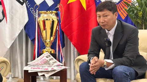  HLV Kim Sang-sik: 'U23 Việt Nam có thể thắng Nhật Bản nếu gặp ở tứ kết'