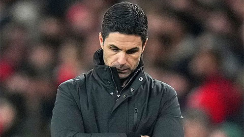 Mikel Arteta trút nỗi thất vọng sau thất bại 'kỳ lạ' trước MU