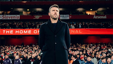  Michael Carrick đã 'đúng chất' một HLV của Man United