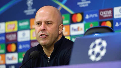  Phát biểu của Arne Slot khiến Liverpool 'dậy sóng'