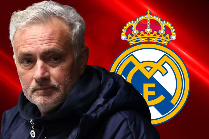 Mourinho được liên hệ dẫn dắt Real sau khi cùng Benfica đánh bại đội bóng cũ