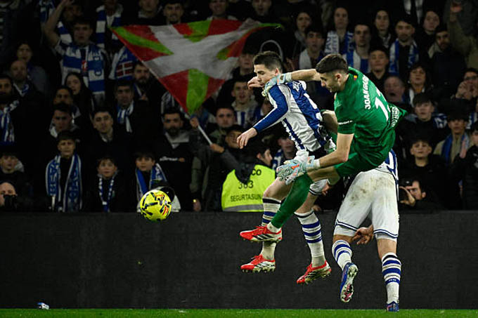 Thủ thành Garcia đang rất quan trọng với Barca