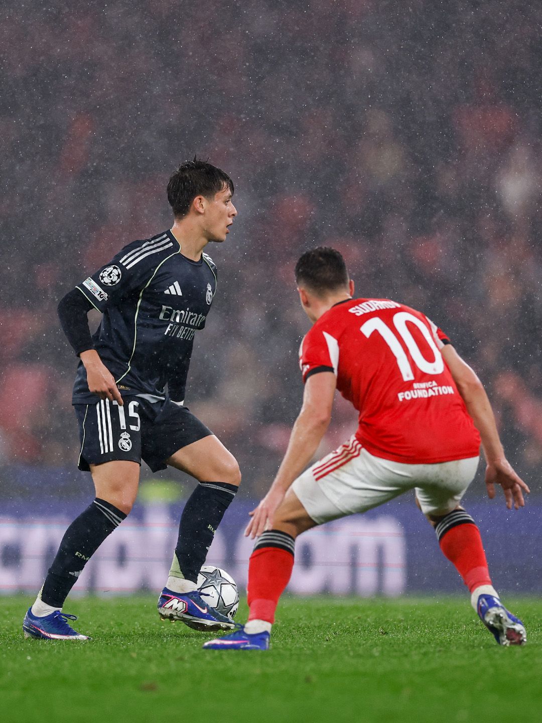 Real là đội bóng rất mạnh, nhưng tập thể này lại thiếu tính ổn định