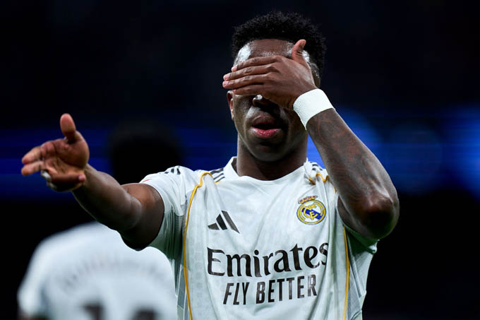 Vinicius liên tục bị các fan chỉ trích trong suốt thời gian qua