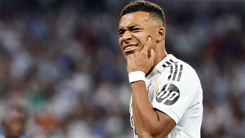  Kylian Mbappe hóa người hùng sau... 65 phút mờ nhạt