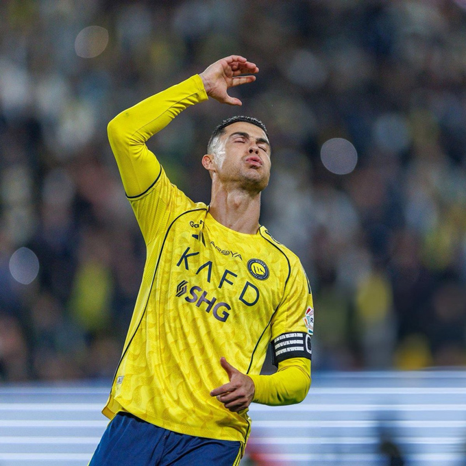 Ronaldo không hài lòng với cách PIF đối xử với Al Nassr