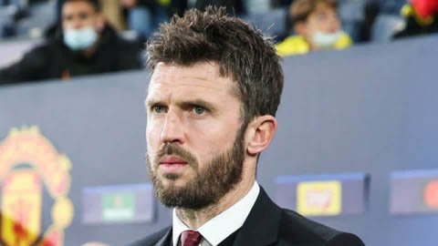  Carragher nhất quyết không công nhận Carrick