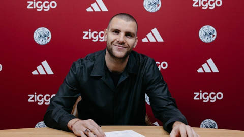  Thủ môn ĐT Indonesia ký hợp đồng với CLB cũ của Ten Hag