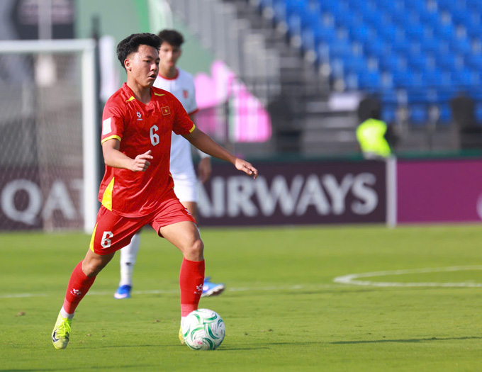 Thái Sơn sẽ tạm thời chia tay sân cỏ từ 8-9 tháng - Ảnh: Ted Trần TV 