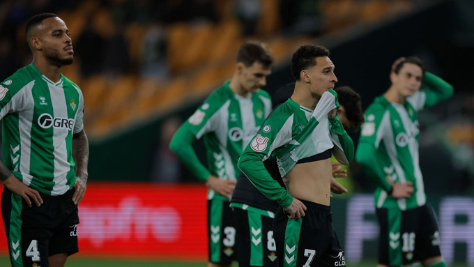 Bóng lăn đêm qua: Đội bóng của Antony và Juventus bị hủy diệt